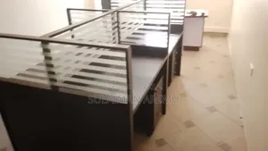 Quality Workstation Byfour With Mobile Drawer