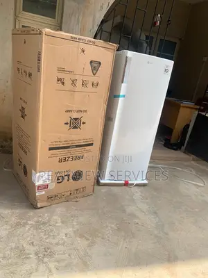 Fast Cooling - Lg 168l White Standing Freezer Gn-3045sqgt