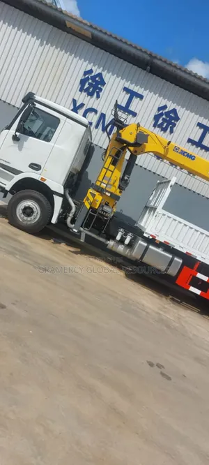 Brand New 25 Tons Self Load Crane Hiab