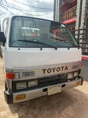 Toyota Dyna 150 With 2rz Engine - Nigerian Use