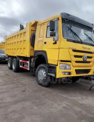 Howo CNHTC ( Tipper / Head )