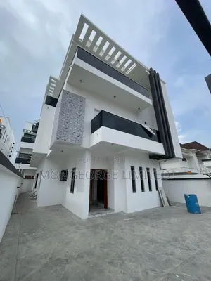 5bdrm Duplex in Ologolo for sale