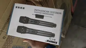 Shure Wireless Universal Rechargeable Microphone