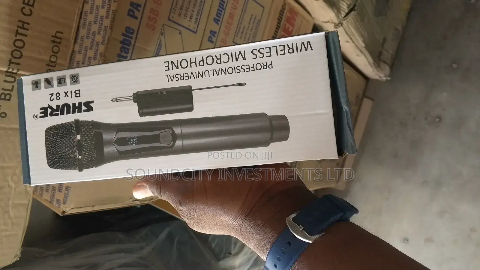 Shure Universal Wireless Microphone