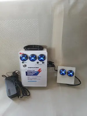 Solar Fast Charging Phone Station 16 Ports With Panel