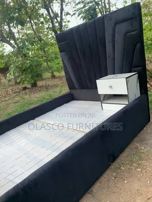 Bedframe Is Available for Instantly Pick