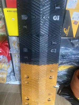 Road Speed Bumb