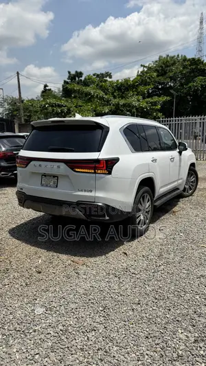 Lexus LX 2023 White