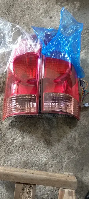 Set Of Back Back Light For Toyota Tacoma 2006