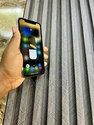 Apple iPhone 11 64 GB Purple
