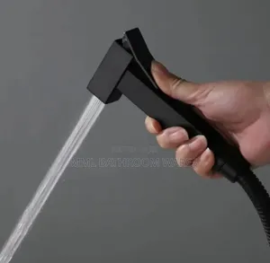 Black Pressing Shower