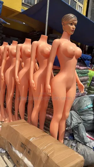 Size 12 Big Bum Bum Female Headless Mannequin