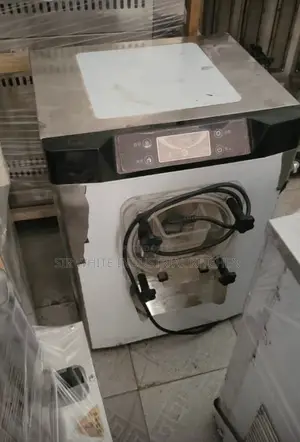 Clean Fairly Used Tokunbo Ice Cream Machine Available