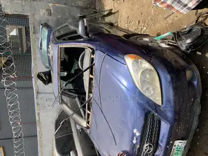Toyota Matrix 2005 Front Windscreen Glass Available Now
