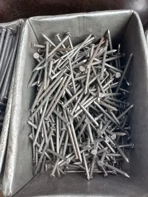 Original and Quality Nail (Size 3)
