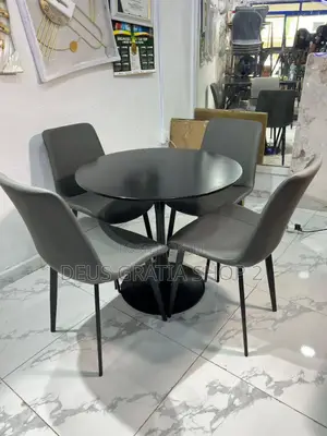 Round Table Dining and Chairs