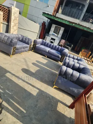 Quality 7 Seater Upholstery Padded Chair.