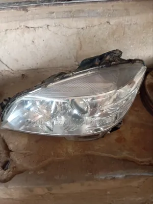 Complete Head Light Mercedes Benz W204 08model