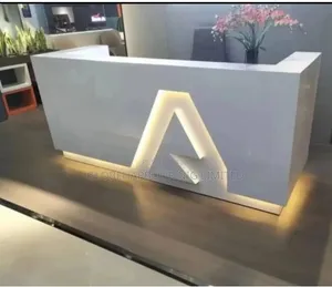 Luxury Executive Reception Table
