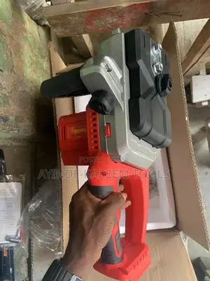 Cordless Chain Saw 16”