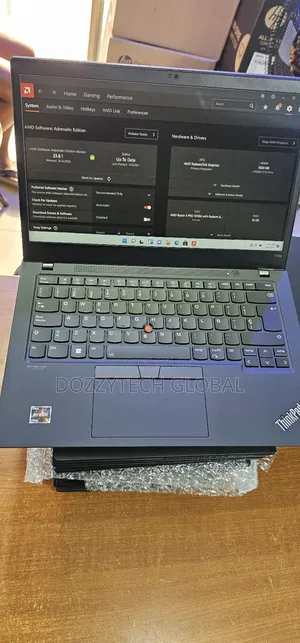 Laptop Lenovo Thinkpad T14s Gen 2 16GB AMD Ryzen 5 SSD 256GB