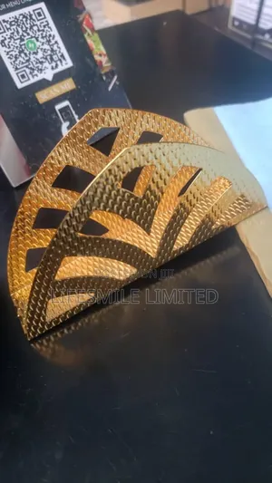 Gold Serviette Holder
