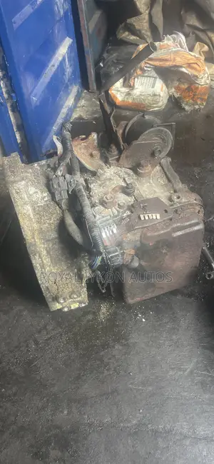 Automatic Gear Box Mazda MPV 2000 Model