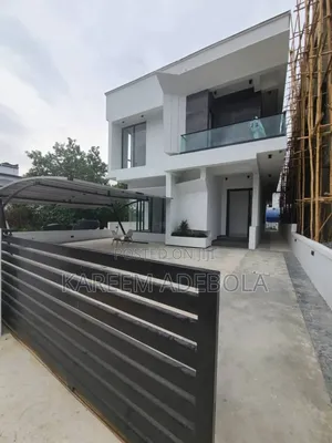 Furnished 4bdrm Duplex in Lekki County for sale