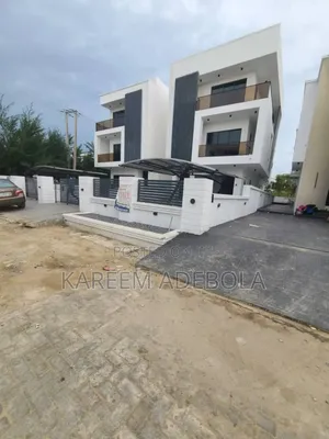 Furnished 5bdrm Duplex in Lekki County for sale