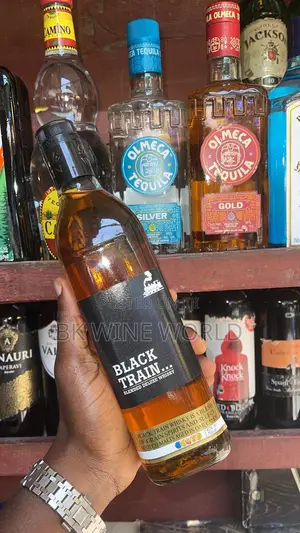 Black Train Blended Deluxe Whisky - 75cl X 12 Bottles