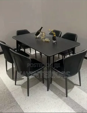 Black 6 Seaters Dinning Set