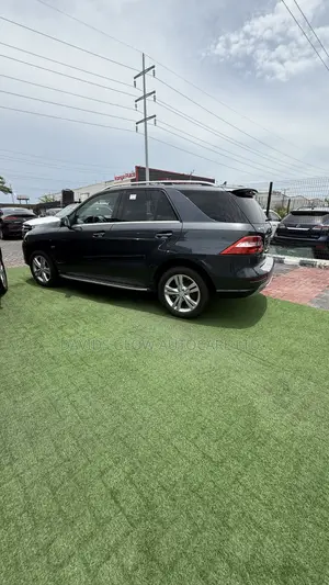 Mercedes-Benz M Class ML 350 BlueTEC 4Matic 2012 Gray
