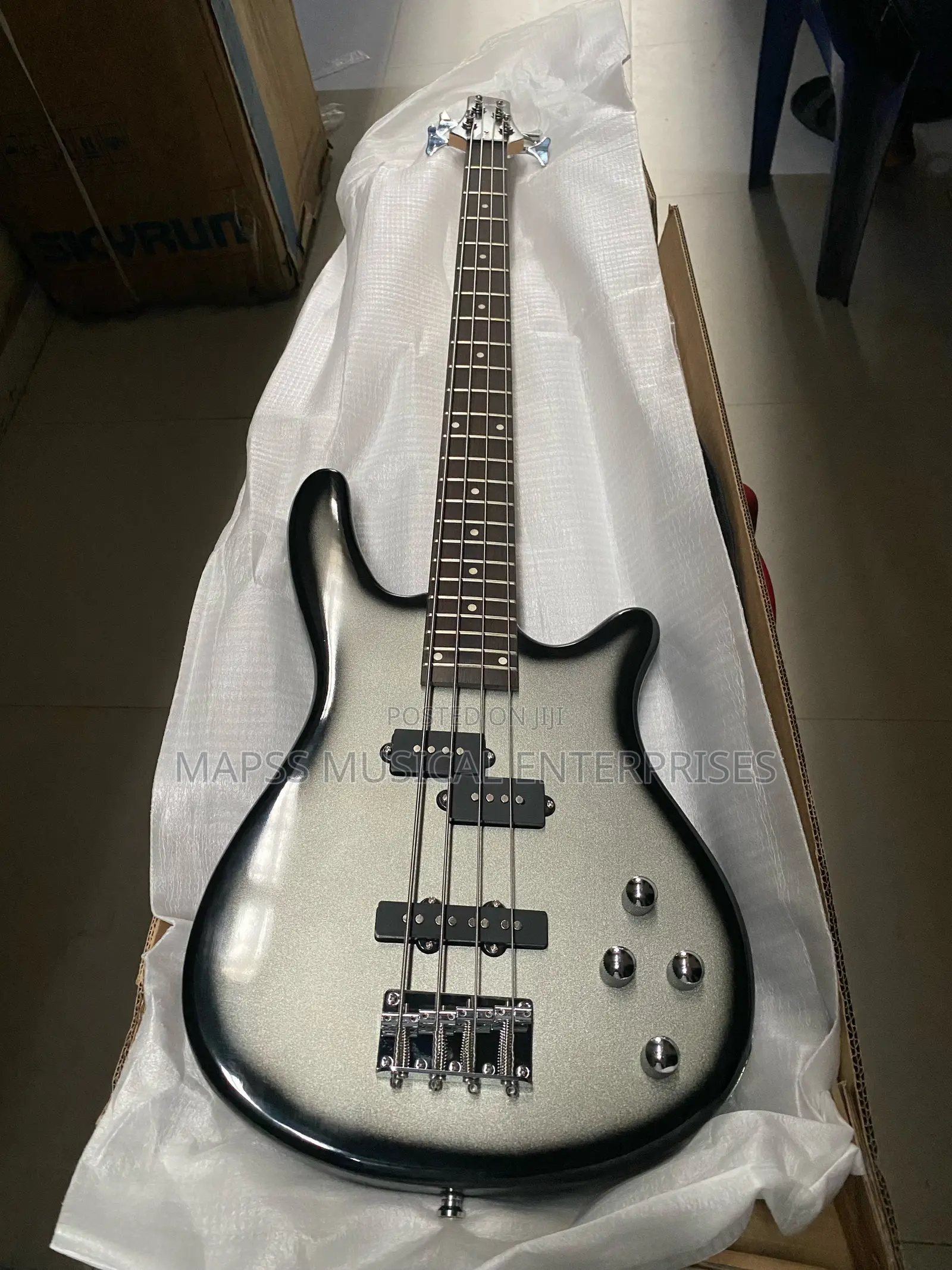 Four String Well Sound Bass