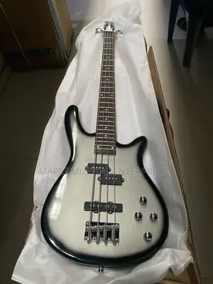 Four String Well Sound Bass