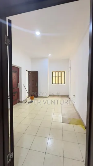 1bdrm Room & Parlour in Canal West, Osapa for rent