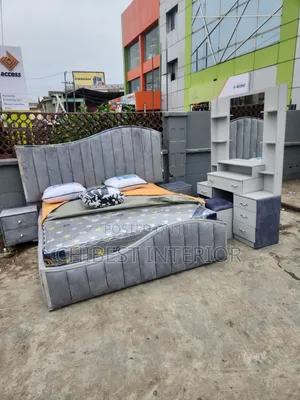 Topnotch 6by6 Luxury Bed With Its Accessories