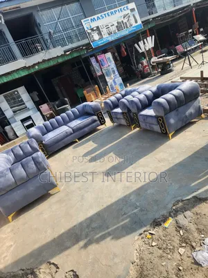 Luxury 7 Seaters Couch Made With Topnotch Materials