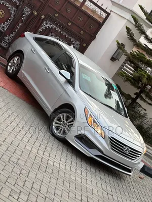 Hyundai Sonata SE 4dr Sedan (2.4L 4cyl 6A) 2015 Silver
