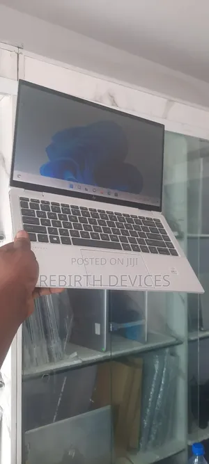Laptop HP EliteBook x360 1040 G7 16GB Intel Core i7 SSD 512GB