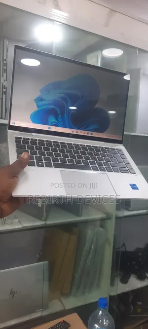 Laptop HP EliteBook 1040 G8 32GB Intel Core i7 SSD 512GB