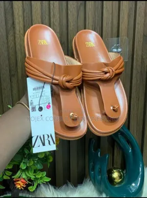 Zara Female Leather Slides