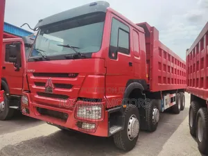 12 Tyre's Howo Sinotruk Dump