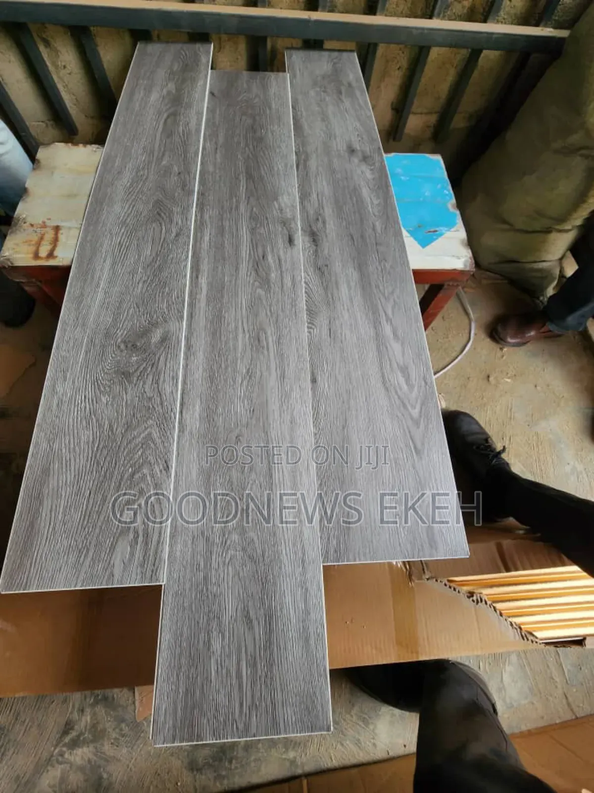SPC Flooring for Ur Office