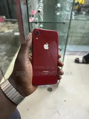 Apple iPhone XR 64 GB Red