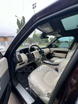 Land Rover Range Rover 3.0L V6 Supercharged HSE 2019 Brown