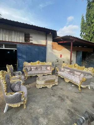 Classic Royal Chair