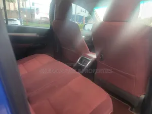 Toyota Hilux 2018 Blue