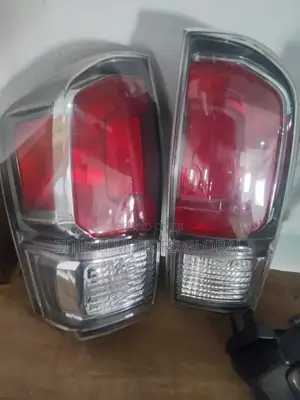 Set Rear Light Tacoma 2018