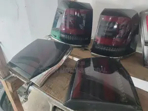 Set Complete Rear Light Landcruiser Yahoo Type