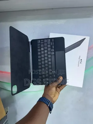 Apple Magic Keyboard 12.9" Used